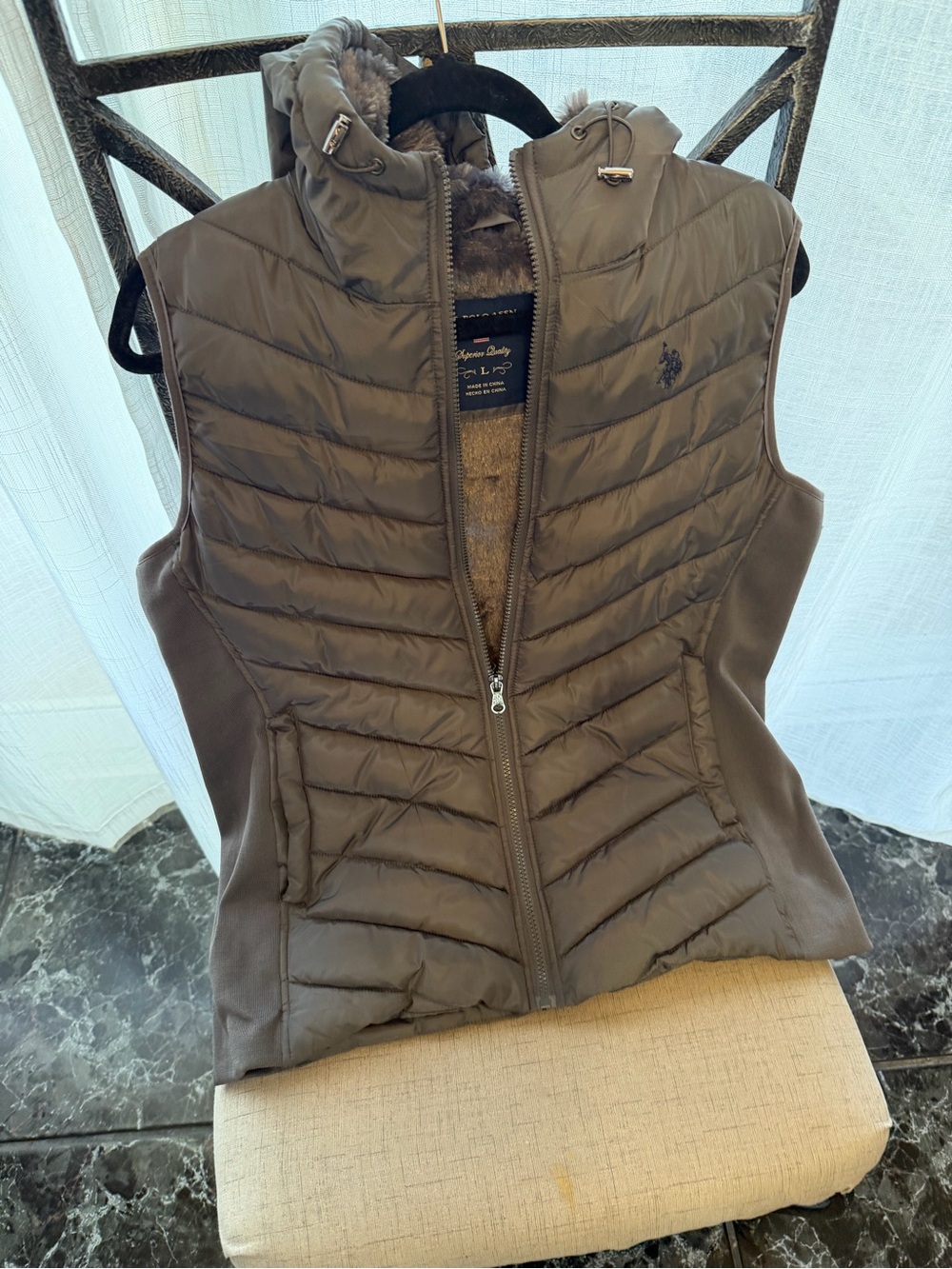 U.S. Polo Assn. Women's Puffer Vest - Grey